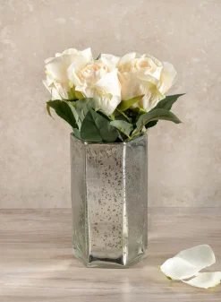A Dozen Cream Roses Bouquet