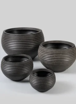 Alfredo Aged Black Real Look PVC Hive Planter Bowl