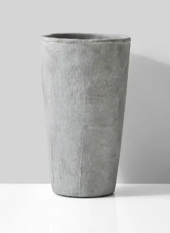 Atelier Cement French Vase