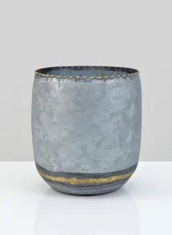 6.25in Tall Byzantine Galv Iron Pot