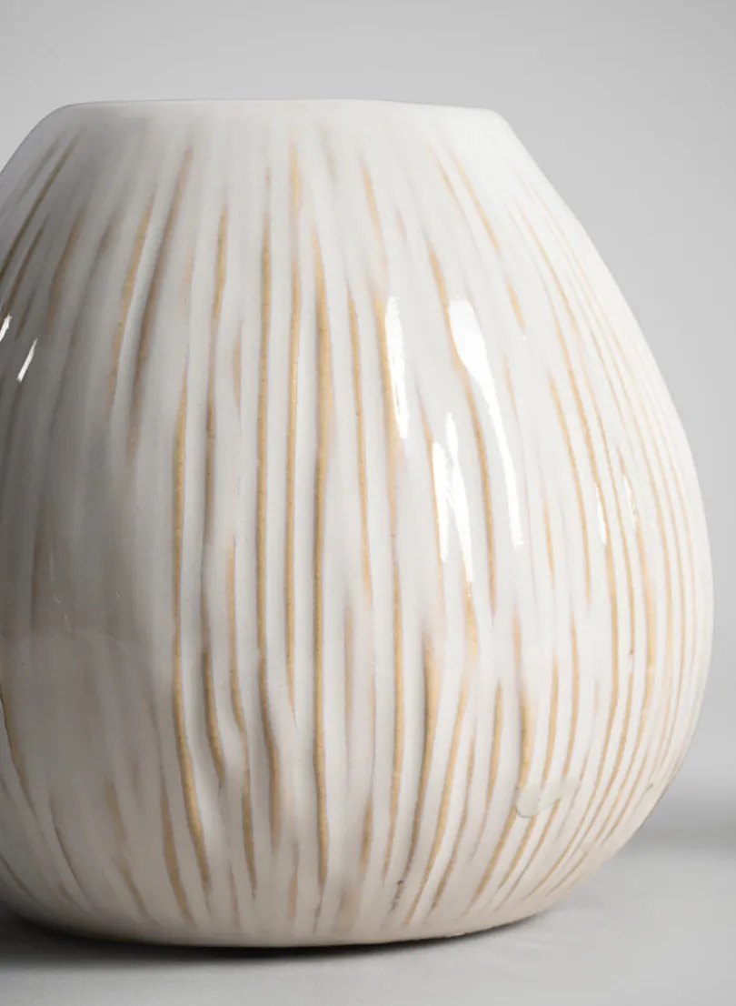 4.5in Tall Faro Aged White Ceramic Vase