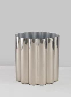 6in Tall Nuage Silver Stainless Steel Vase