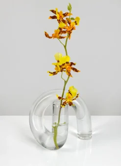4.5in Tall Serpent Bud Glass Vase