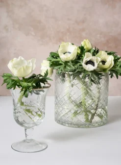 5.5in Tall Versailles Goblet Gold Rim Mini Glass Urn, Set of 4