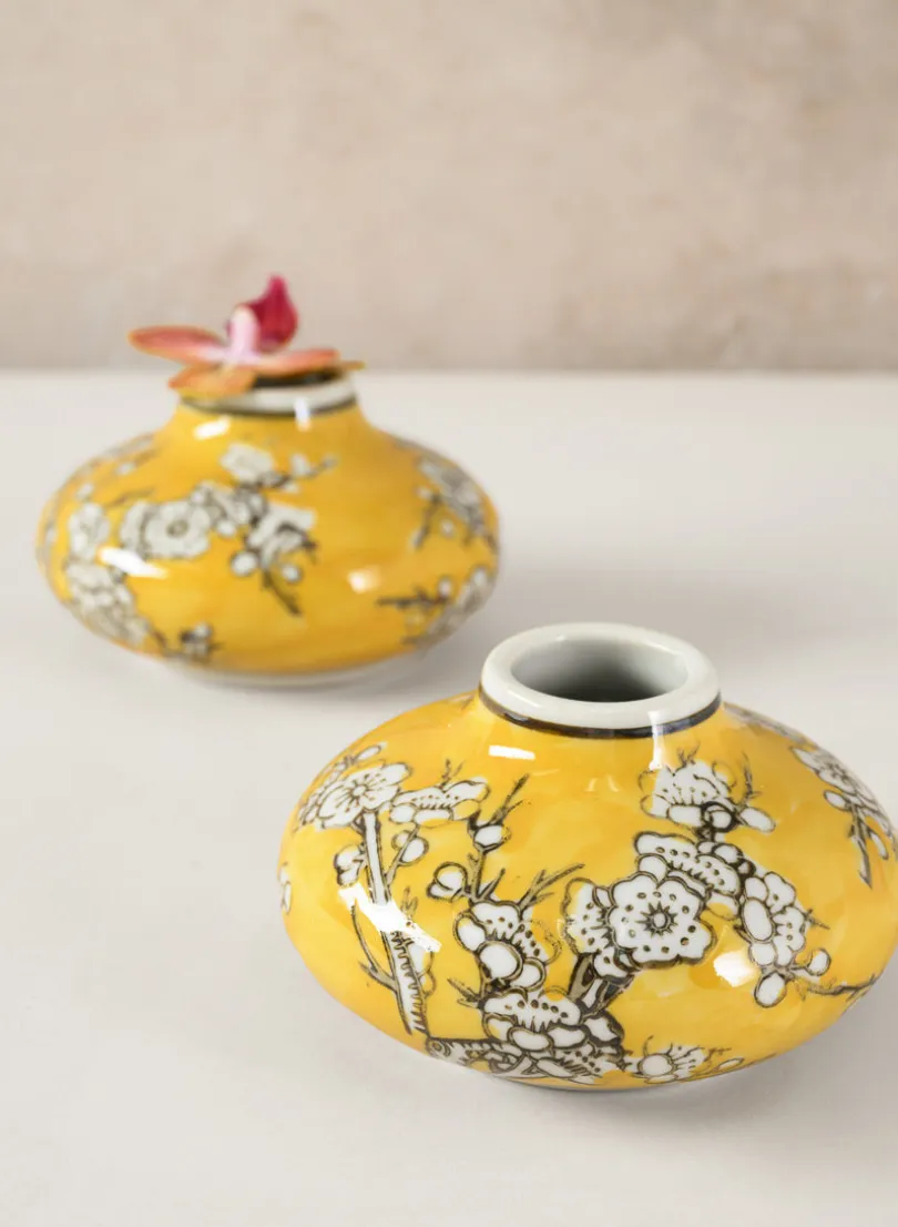 4in Wide Ming Safron Bud Ceramic Vase, Set of 2