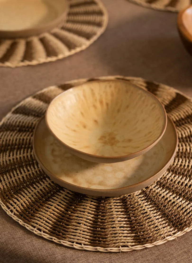 8.5in Wide Satsuma Artisan Plate