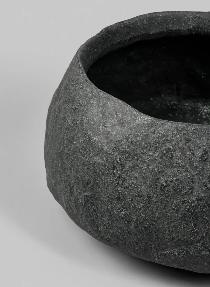 16in Wide Shirak Poly-Stone Rough Black Deep Bowl