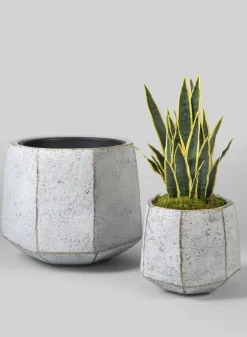 Kesari Aged White Fiberglass Planter