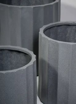 Oreon All Weather Light Weight Speckle Black Polyresin Cylinder Planters