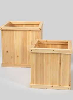 Windham Outdoor Square Wood Planter Box
